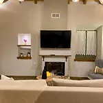 Oneiropetra Luxury House Holiday home