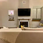 Oneiropetra Luxury House Holiday home *