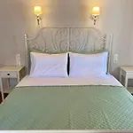 Oneiropetra Luxury House *