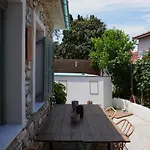 Oneiropetra Luxury House *