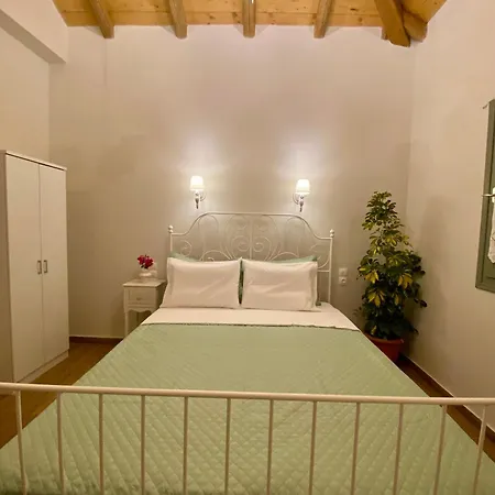 Oneiropetra Luxury House * Αργαλαστή