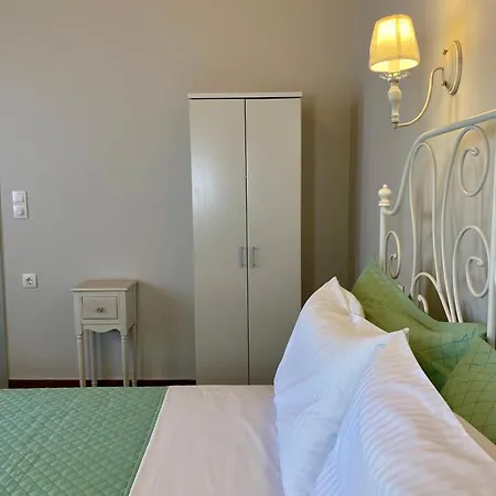 Oneiropetra Luxury House Holiday home *