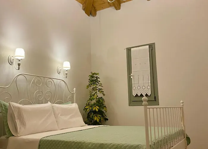 Oneiropetra Luxury House Holiday home *