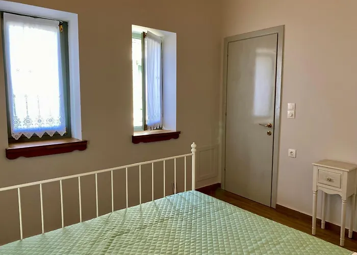 Oneiropetra Luxury House * Argalasti